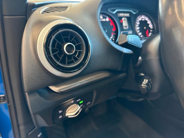 Audi A3 *KEYLESS*PANO*ALCANTARA*ACC*StdHZ*2-ZONEN*AHK