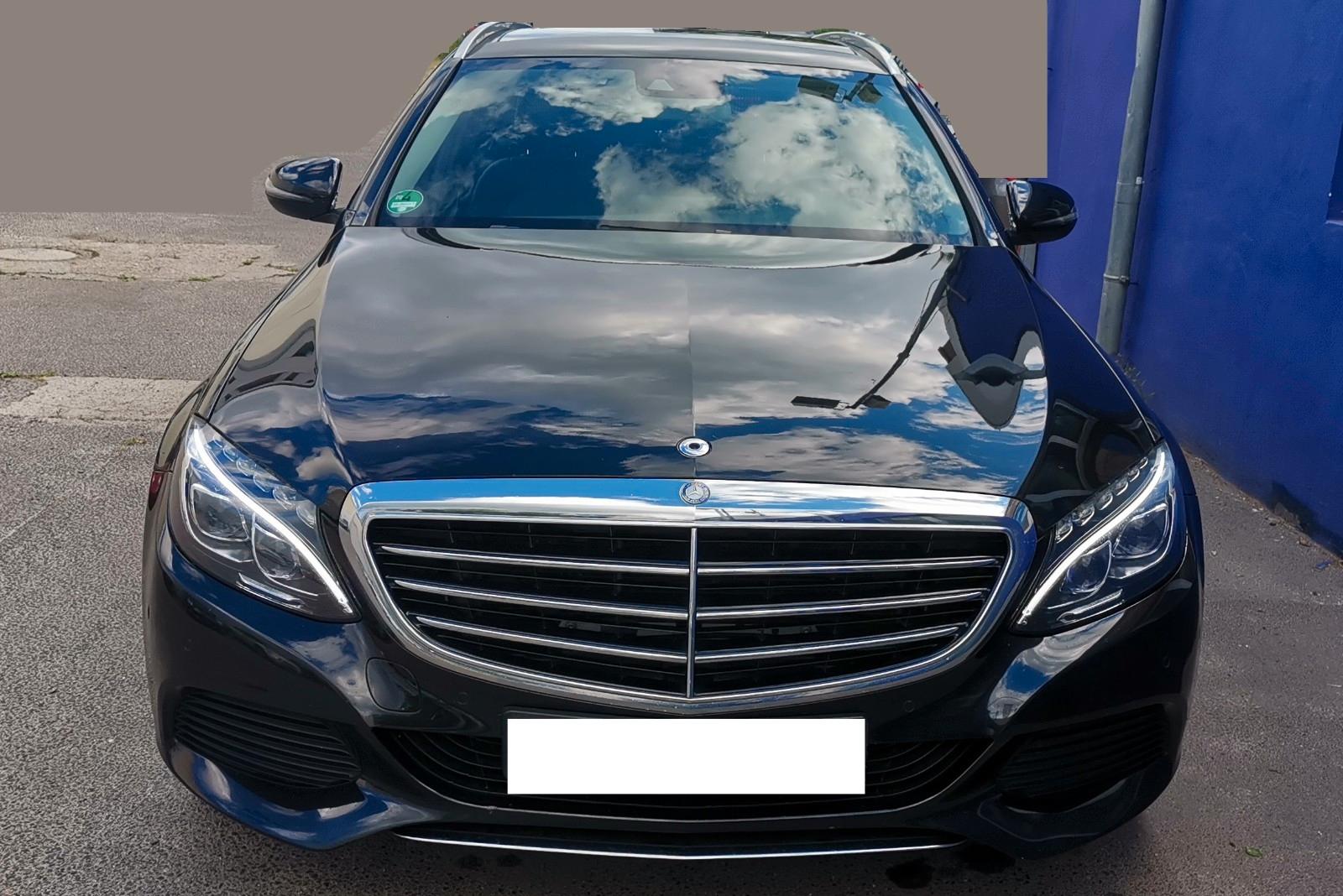 Mercedes-Benz C 220d T Automatik 1.Hand. PANORAMA.Tüv.NAVI.LED
