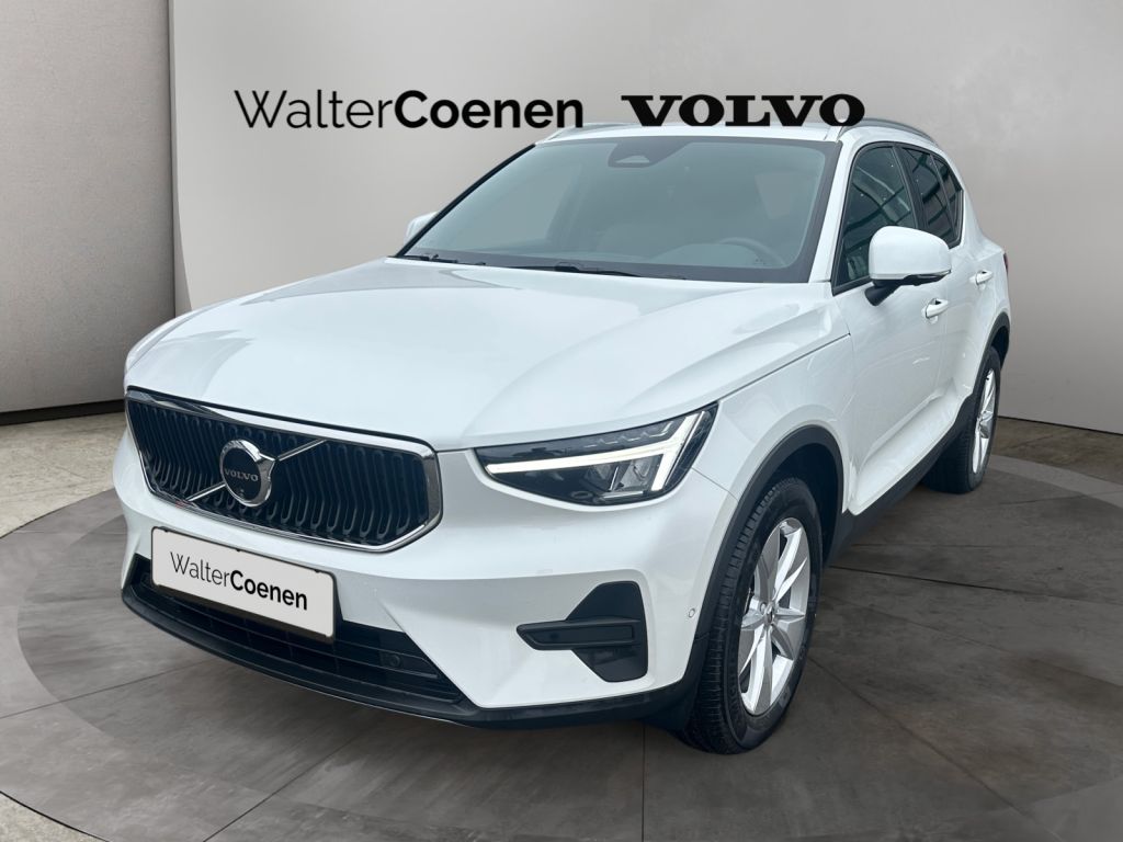 VOLVO XC40 B3 B DKG Core 360° Sitzkomfort-Paket