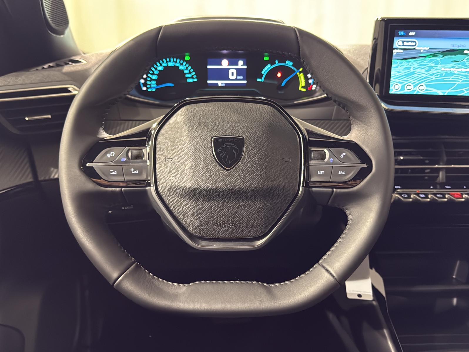 Peugeot 2008 Hyb.145 Business Autom.|PDC|KAMERA|NAVI|SHZ