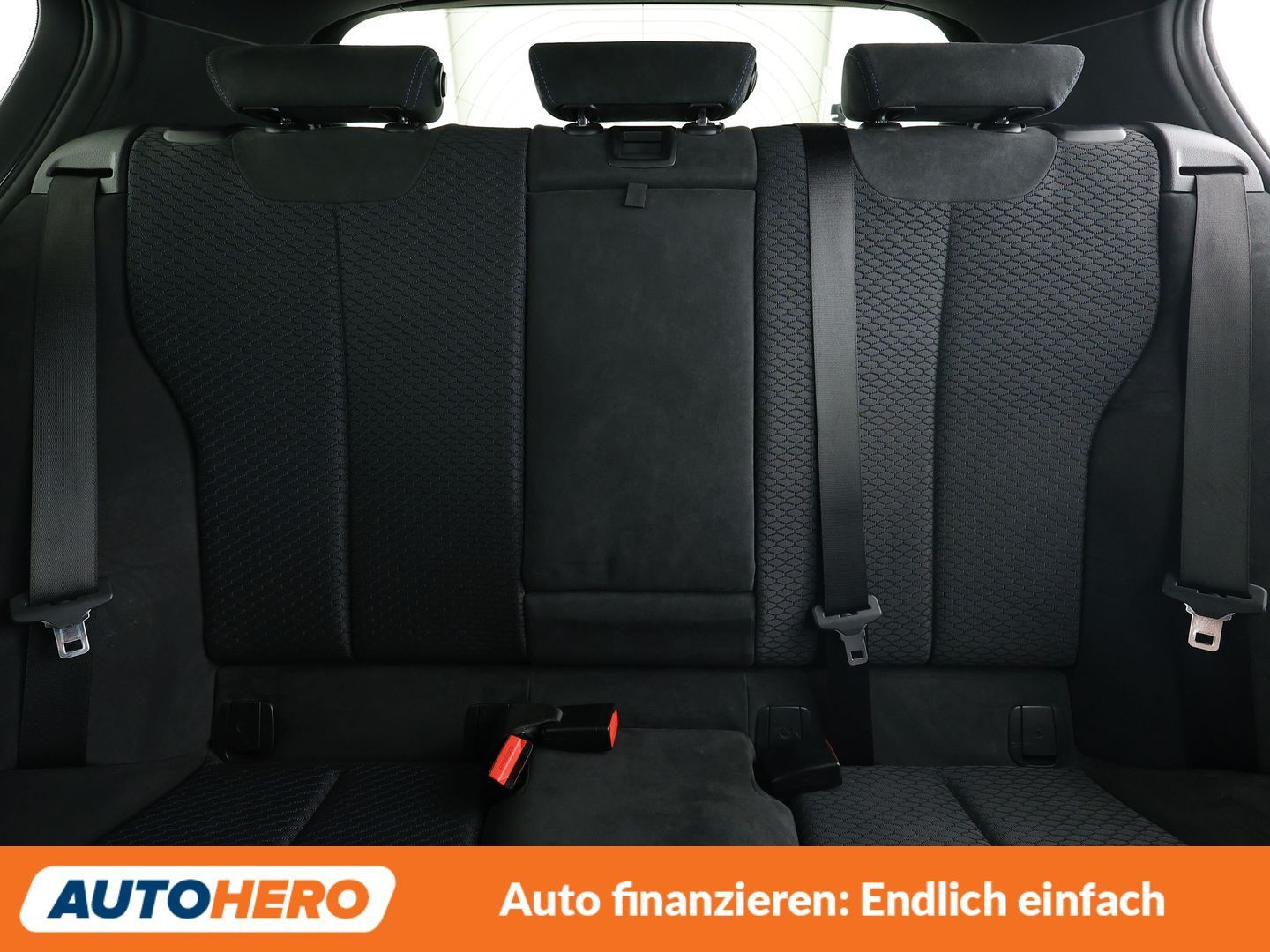BMW 120i Edition M Sport Shadow Aut NAVI LED TEMPO P foto 16