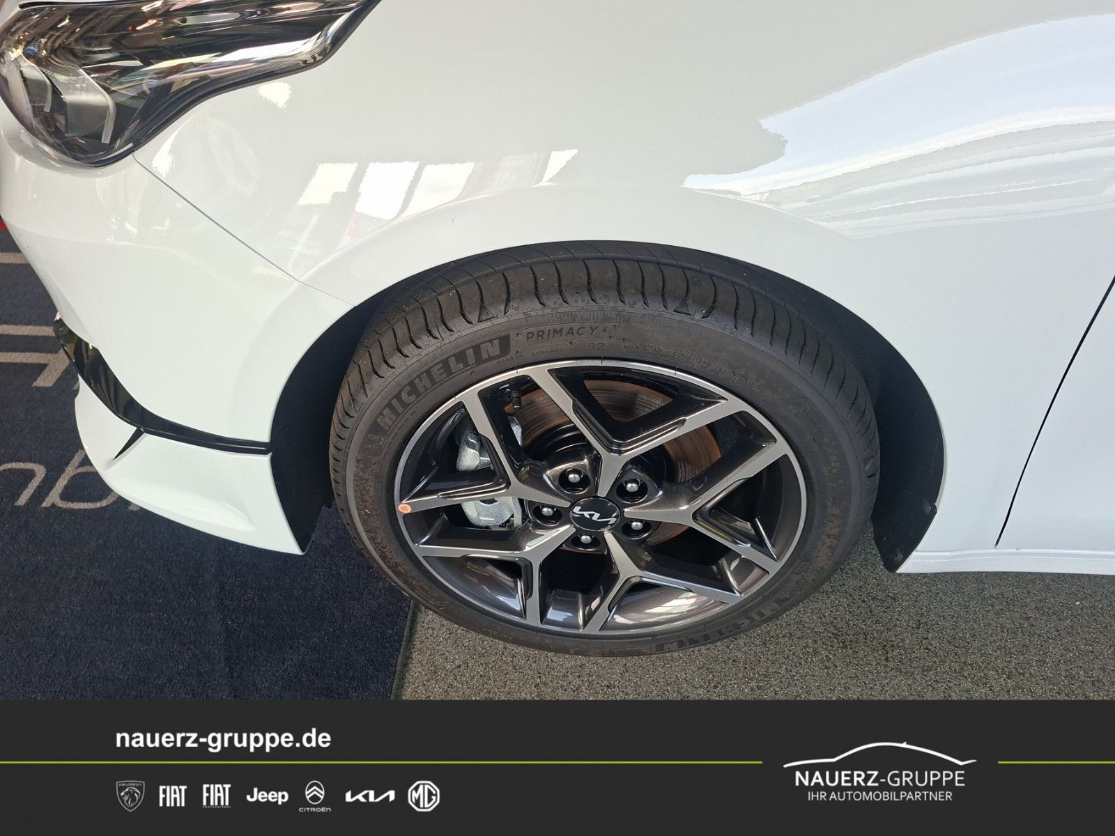 Fahrzeugabbildung Kia Ceed 1.0 T-GDI Ultimate Edition