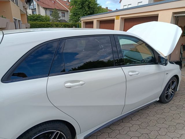 MERCEDES-BENZ B 220 d DCT PEAK Edition
