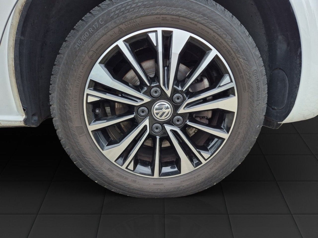 Fahrzeugabbildung Volkswagen T6.1 California Ocean Edition FWD