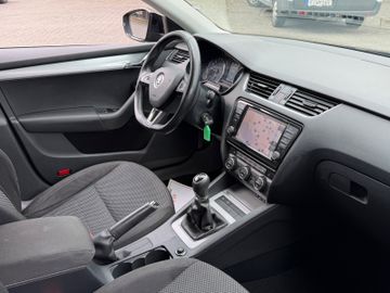 Skoda Octavia - 3