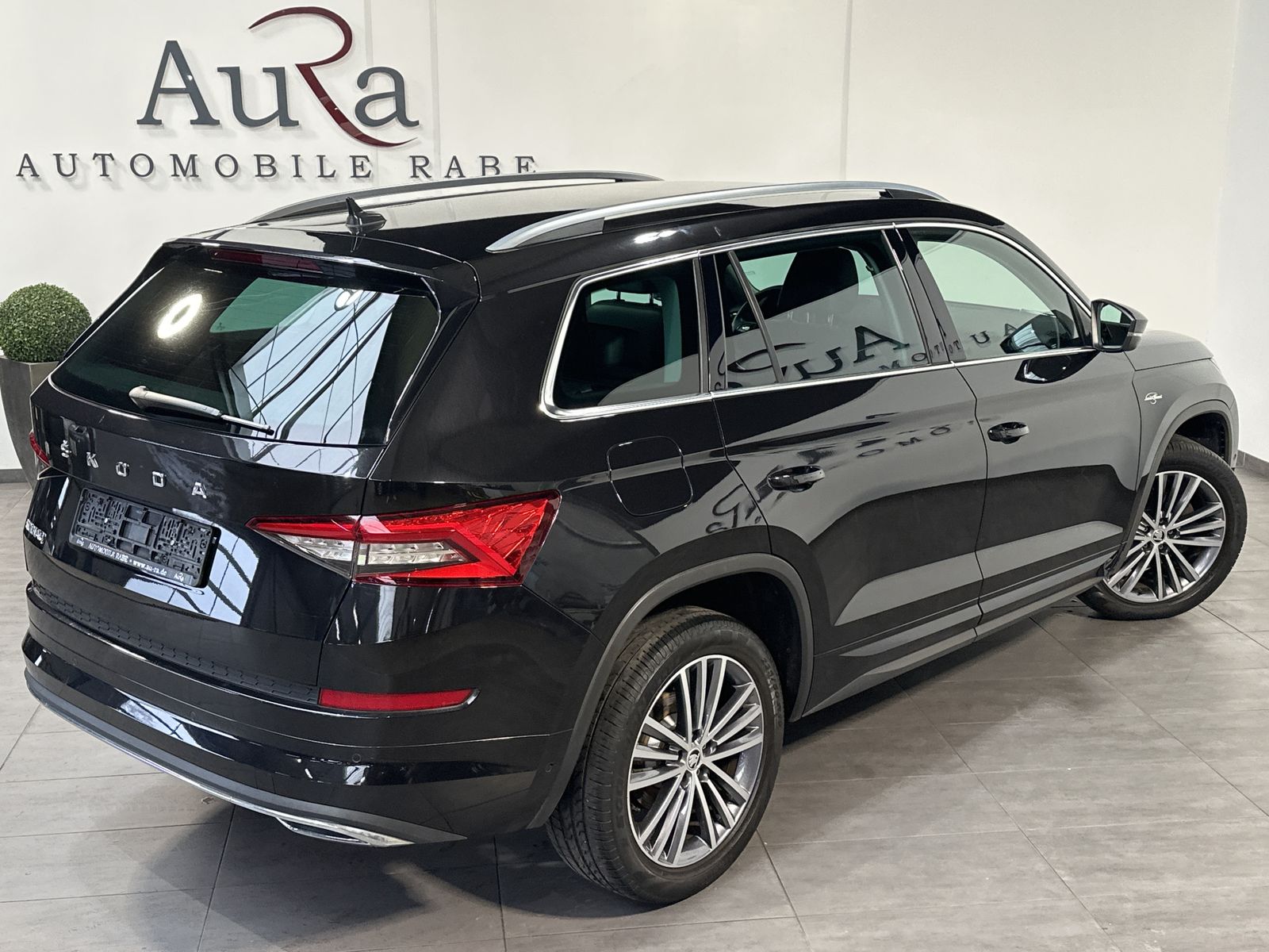 Fahrzeugabbildung SKODA Kodiaq 2.0 TDI DSG L&K NAV+LED+360°+VCOCK+CANTON