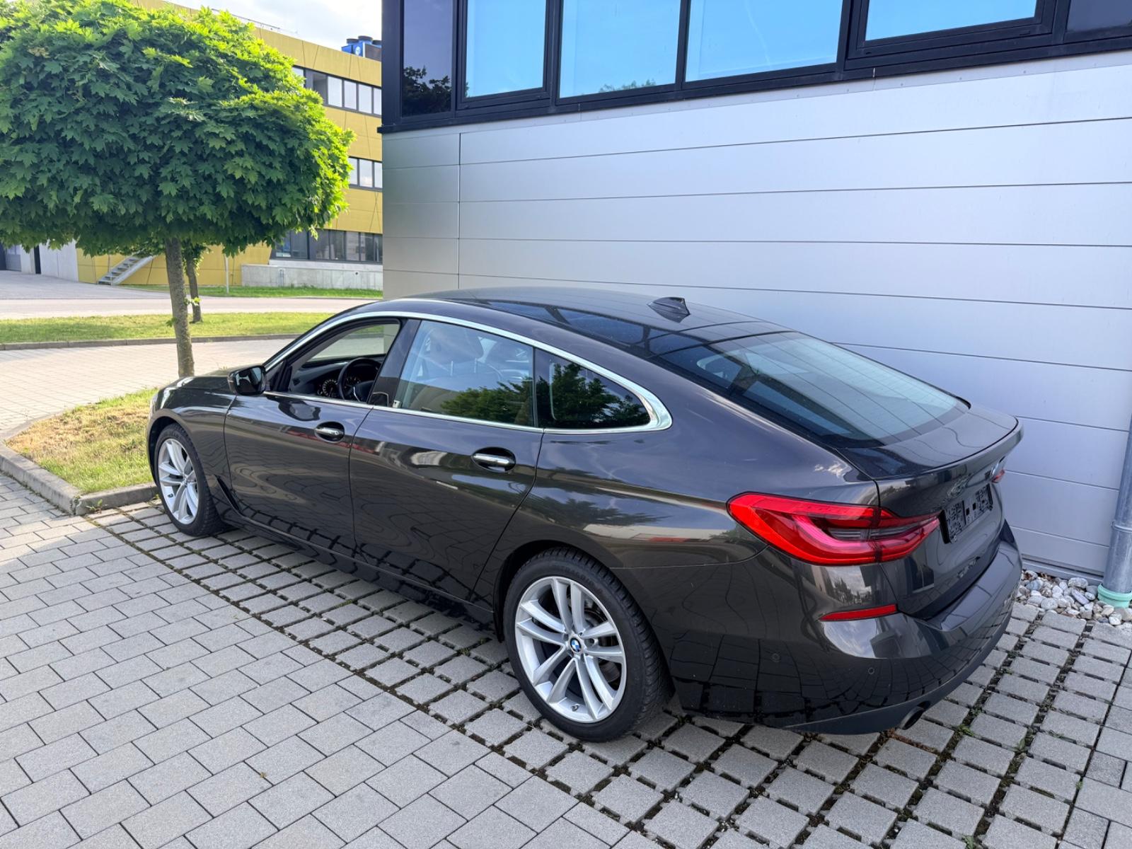 BMW 630i Gran Turismo Leder/Navi/HUD/Standheiz/AHK