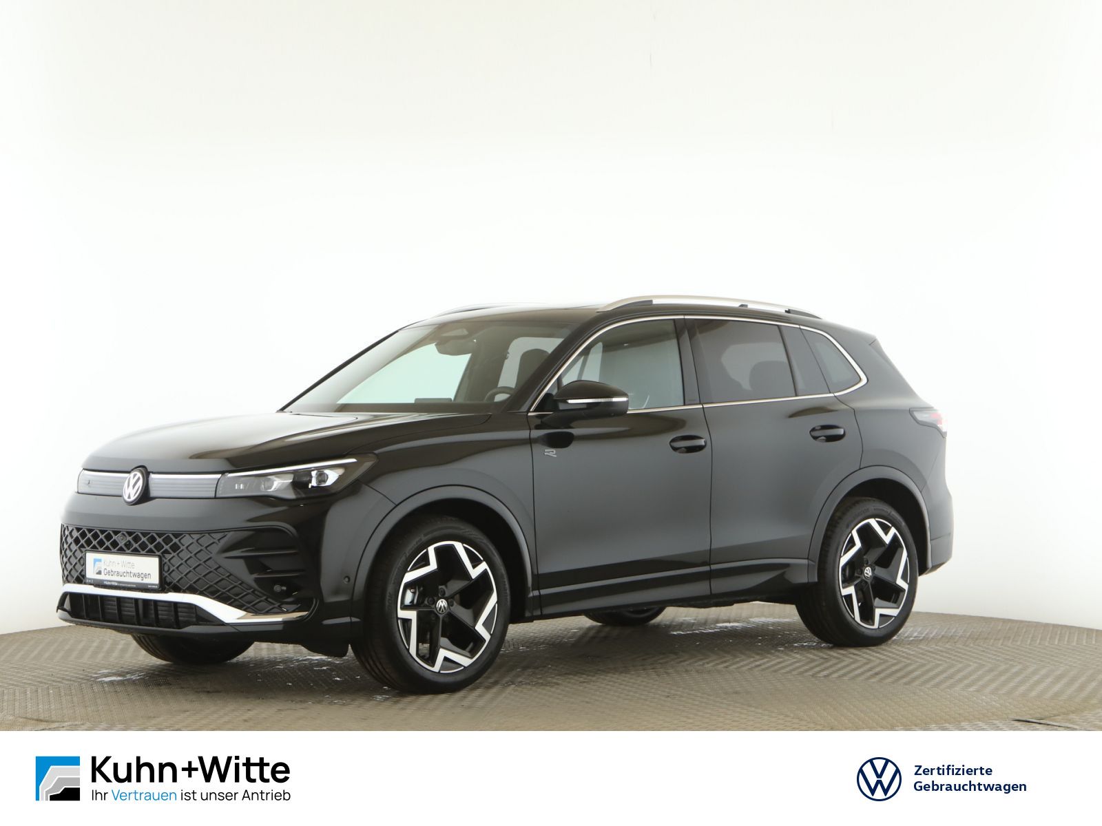 Volkswagen Tiguan 1.5 eTSI R-Line Pano AHK Matrix RFK Massa foto 1