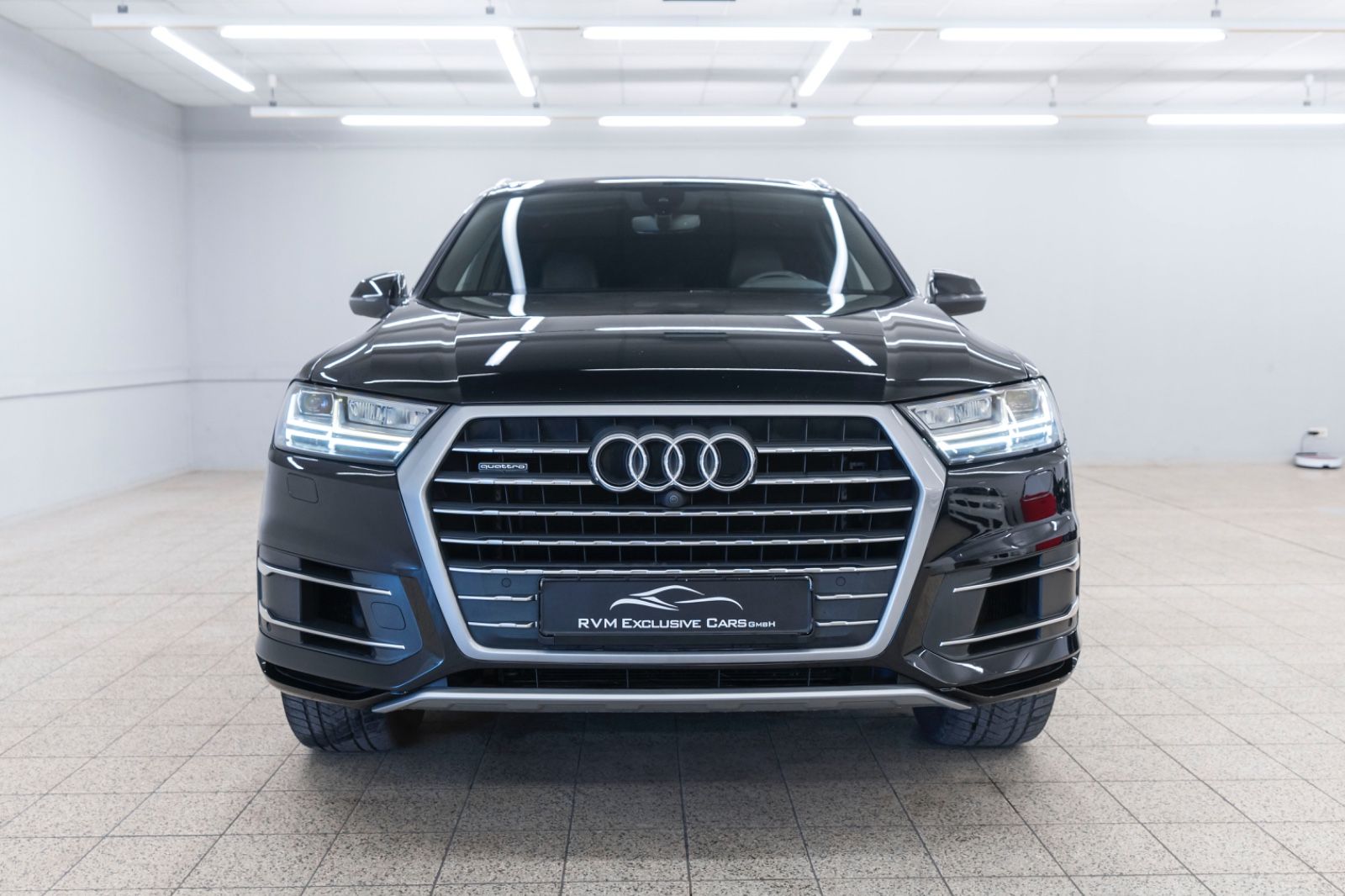 Fahrzeugabbildung Audi Q7 3.0 TFSI Quattro LED 360° AHK NAV 7SITZER