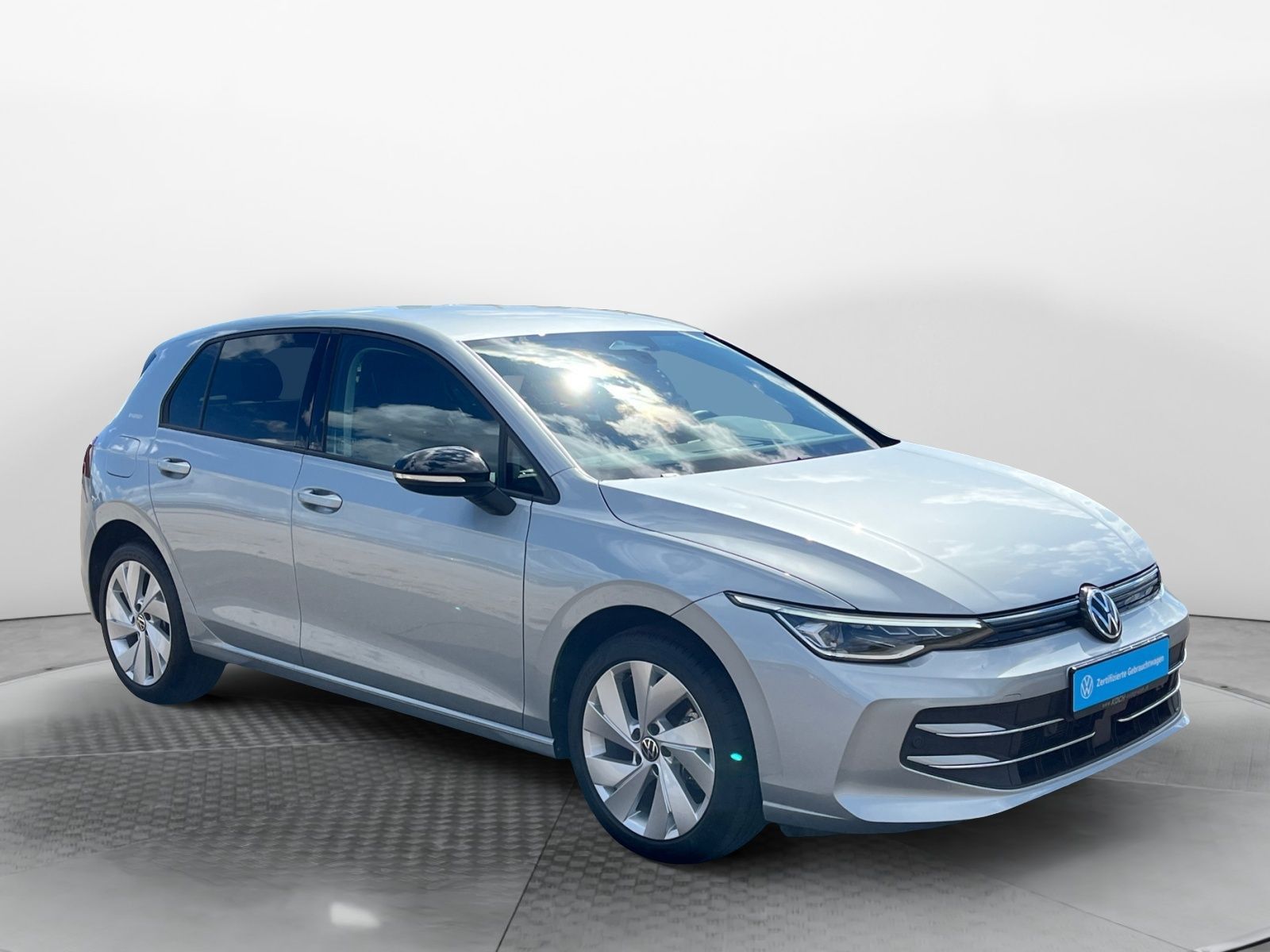 Volkswagen Golf VIII 1.5 eTSI Energy DSG AHK Navi LED foto 5