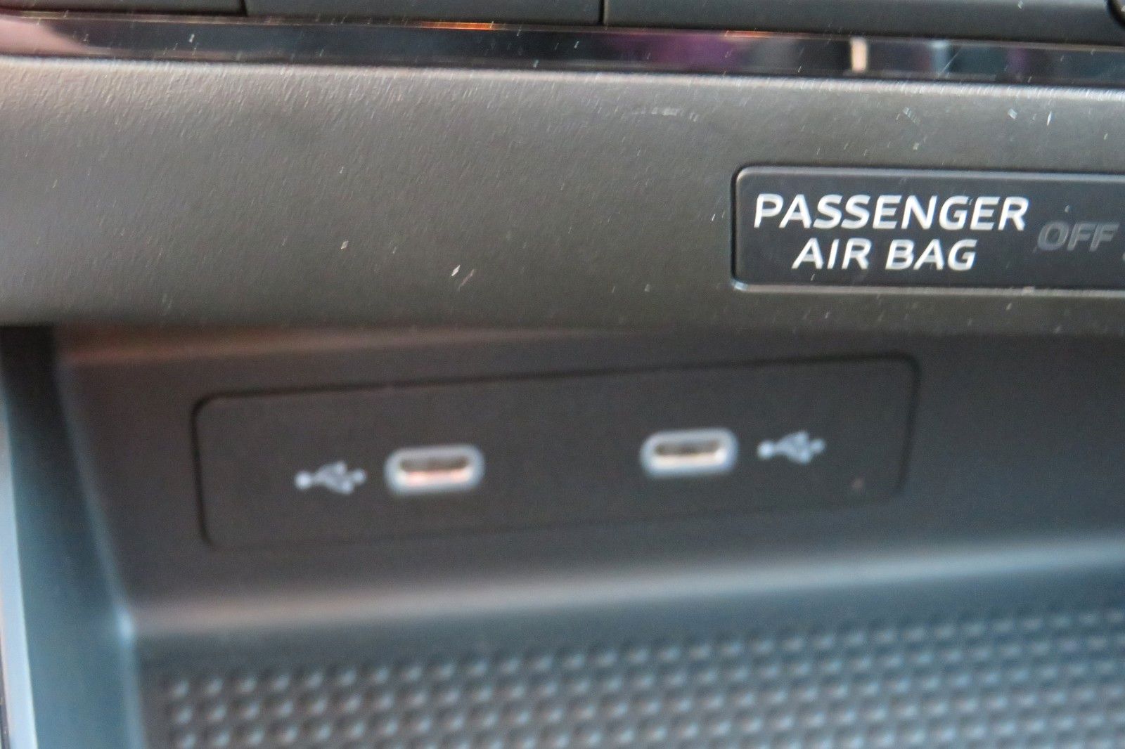 Fahrzeugabbildung SEAT Arona Style NAVI APP SITZH. PDC GRA 1.HD