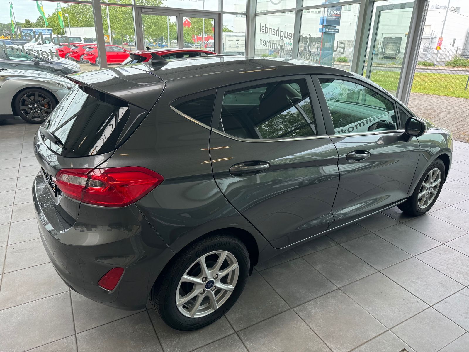 Fahrzeugabbildung Ford Fiesta Titanium/Winterpaket/LED/Sportsitze