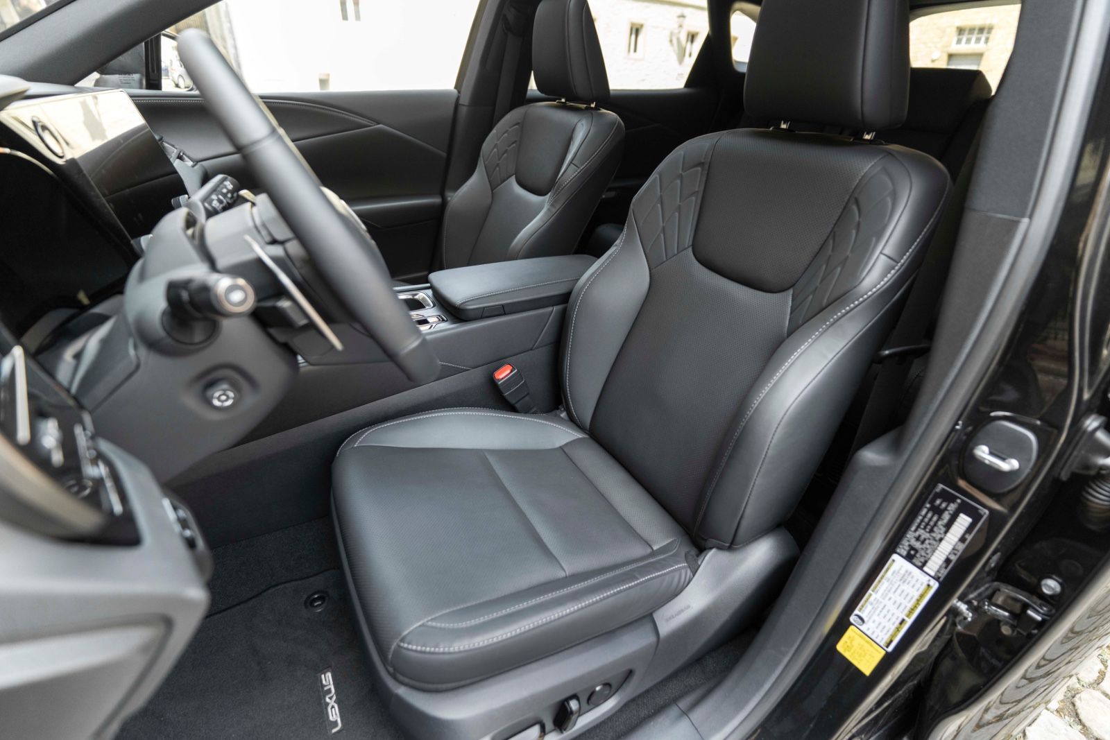 Fahrzeugabbildung Lexus RX 350H AWD 360° ACC TOTW SHZ/K CARPLAY