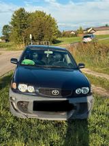 Toyota Corola E11 - Toyota Yaris aus 2001