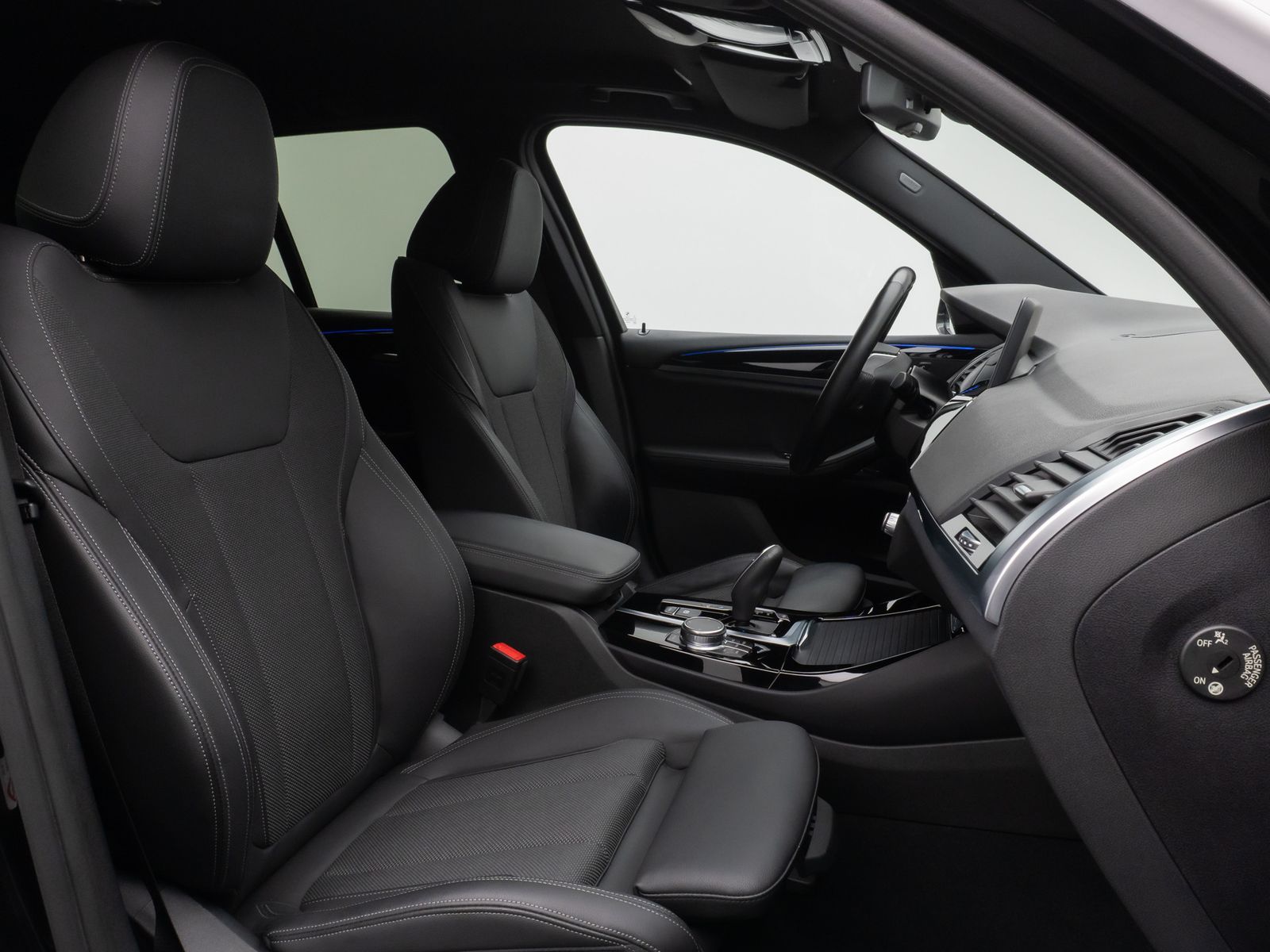 Fahrzeugabbildung BMW X3 xD20d xLine Kamera HUD H/K Komfort Sport 19"