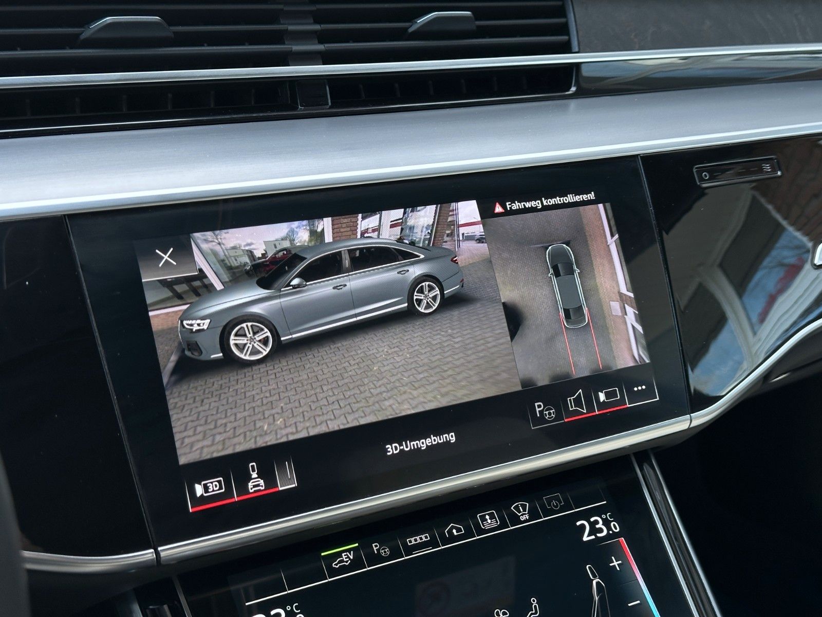 Fahrzeugabbildung Audi A8 60 TFSIe Lang*4Sitz*HuD*B&O*Kühlbox*4xMassage