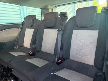Ford Tourneo Custom - 6