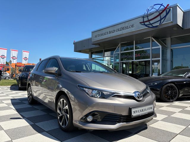TOYOTA Auris Touring Sports