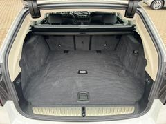 Fahrzeugabbildung BMW 520d Touring Aut. Leder Navi LED Harman