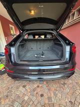 Audi Q8 55 TFSI Quatro Triptonic S-Line hybrid  - Audi Q8 von privat