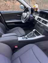 BMW 320d - E90 LCI Facelift  - BMW 320: D E90