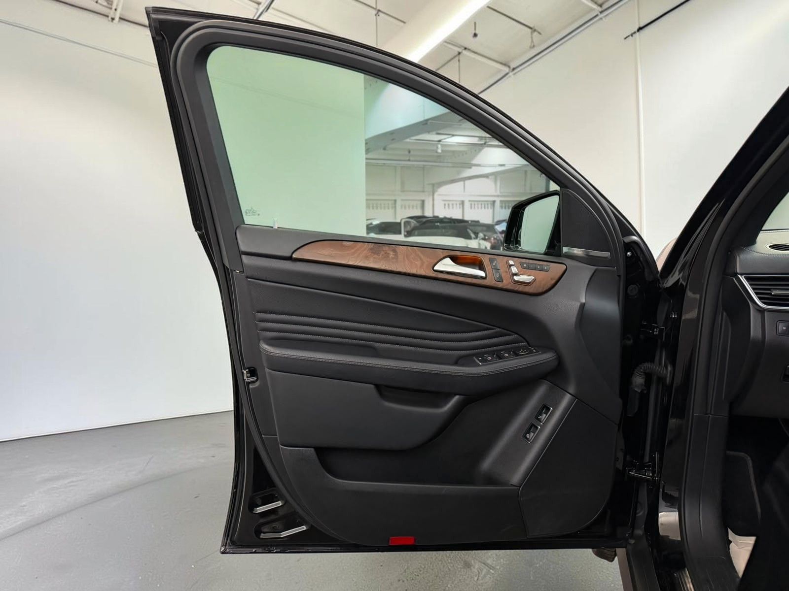 Mercedes-Benz GLE 400 Coupe AMG Line AIRM*H&K*MEMO*360*SITZKLI foto 8