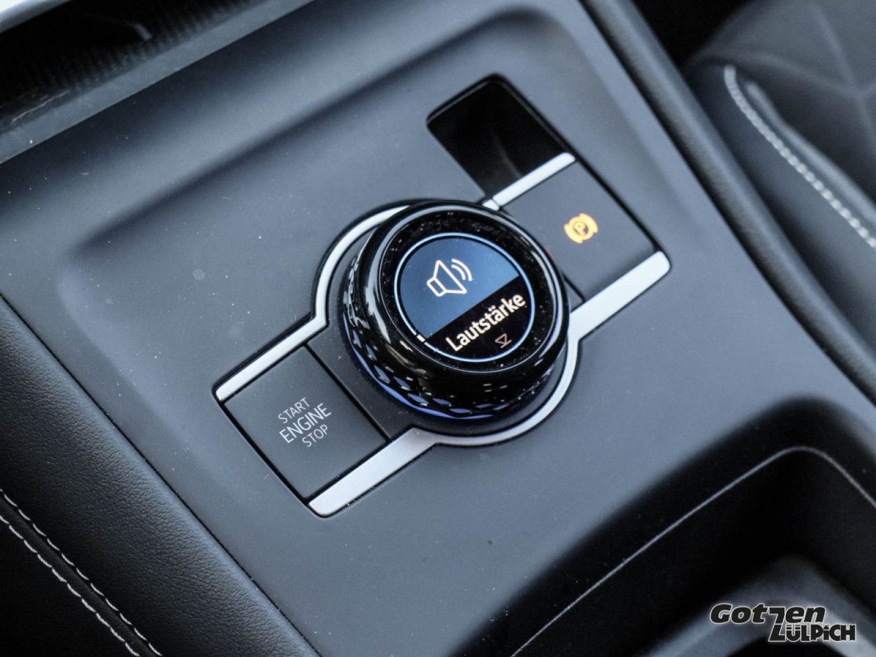 Fahrzeugabbildung Volkswagen Tiguan 1.5 eTSI 110 kW Goal IQ.LIGHT Navi AKK