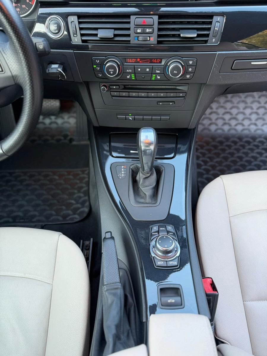 BMW 330 i Cabrio *Automa./Navi/SHZ/Leder/Tüv 02/2028