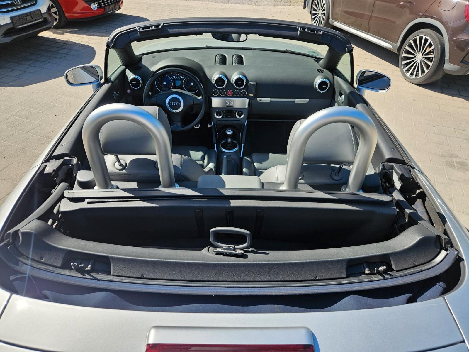 Audi TT Coupe/Roadster 1.8 T Roadster quattro