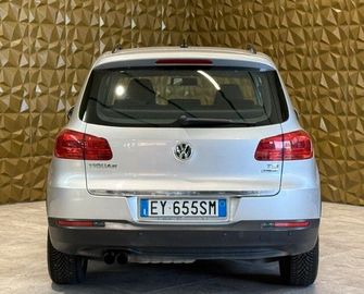 Volkswagen Tiguan - 7
