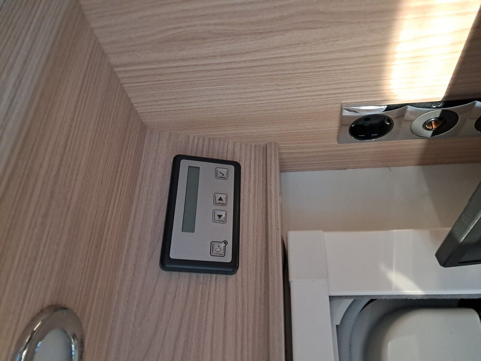 Fahrzeugabbildung Bürstner Nexxo Time T 660 Edition 30 SAT,Navi,TV,Markise