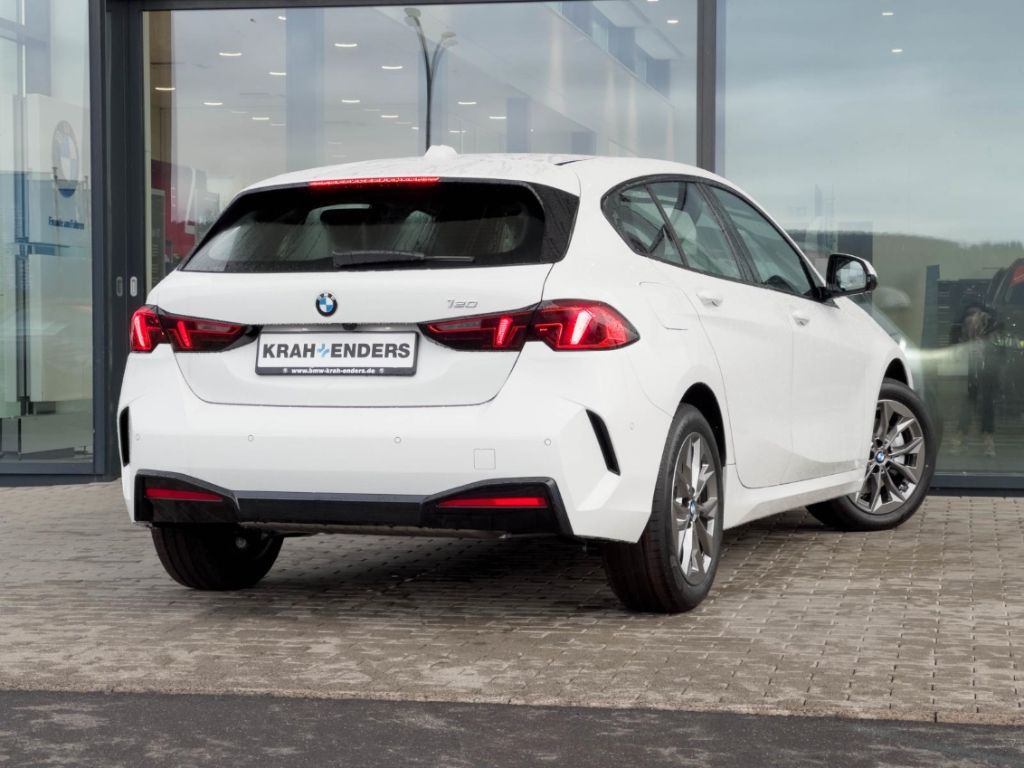 BMW 120 i SHZ+LED+Temp+RFK+AppleCarPlay+DAB imagem 3