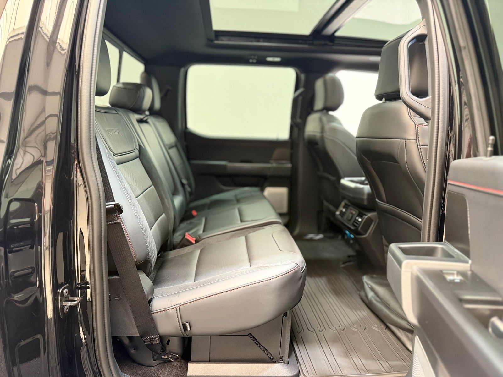 Fahrzeugabbildung Ford F-150 RAPTOR  EcoBoost®  3.5L V6 *MY25*