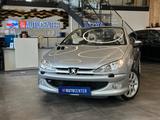 Peugeot 206 Cabriolet CC Platinum *TÜV NEU* Alu*Navi* - gebrauchte Peugeot 206 aus dem Jahr 2006