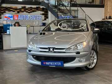 Peugeot 206 Cabriolet CC Platinum *TÜV NEU* Alu*Navi*