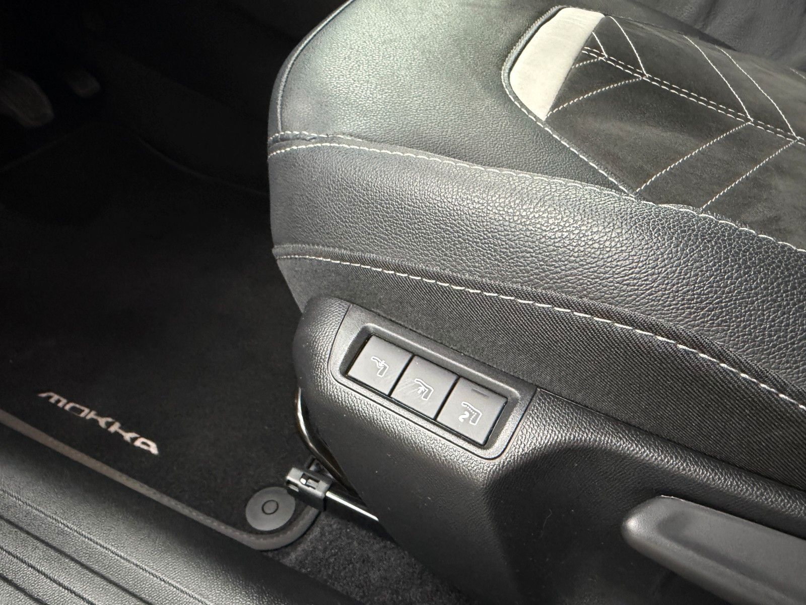 Fahrzeugabbildung Opel Mokka Ultimate 136 PS Matrix/Kamera/AHK!