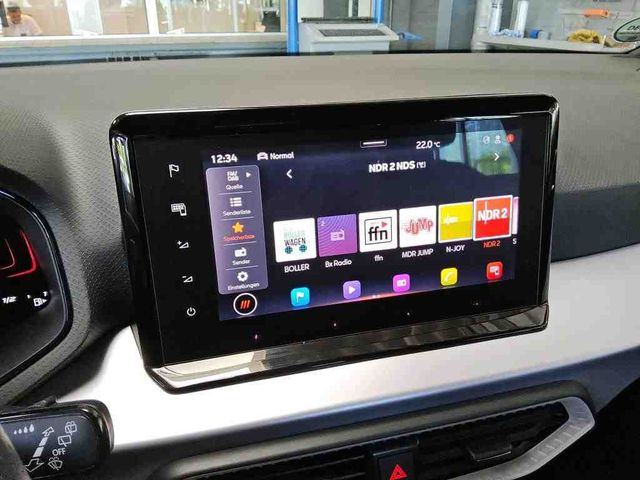 Arona 1.0 TSI 81kW FR GRA/ NAV/LED/SHZ/Klima/PDC