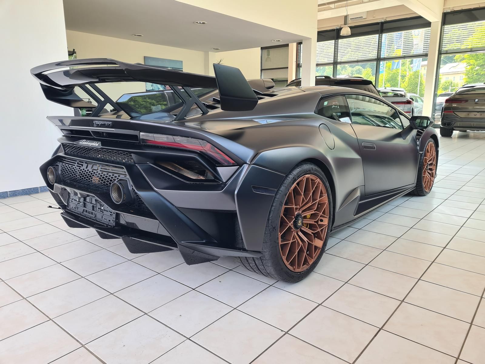 Lamborghini Huracan STO Lift-system DAB RearView Carbon foto 5
