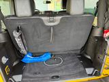 Jeep Wrangler X - Jeep Wrangler mit Benzin-Antrieb: X