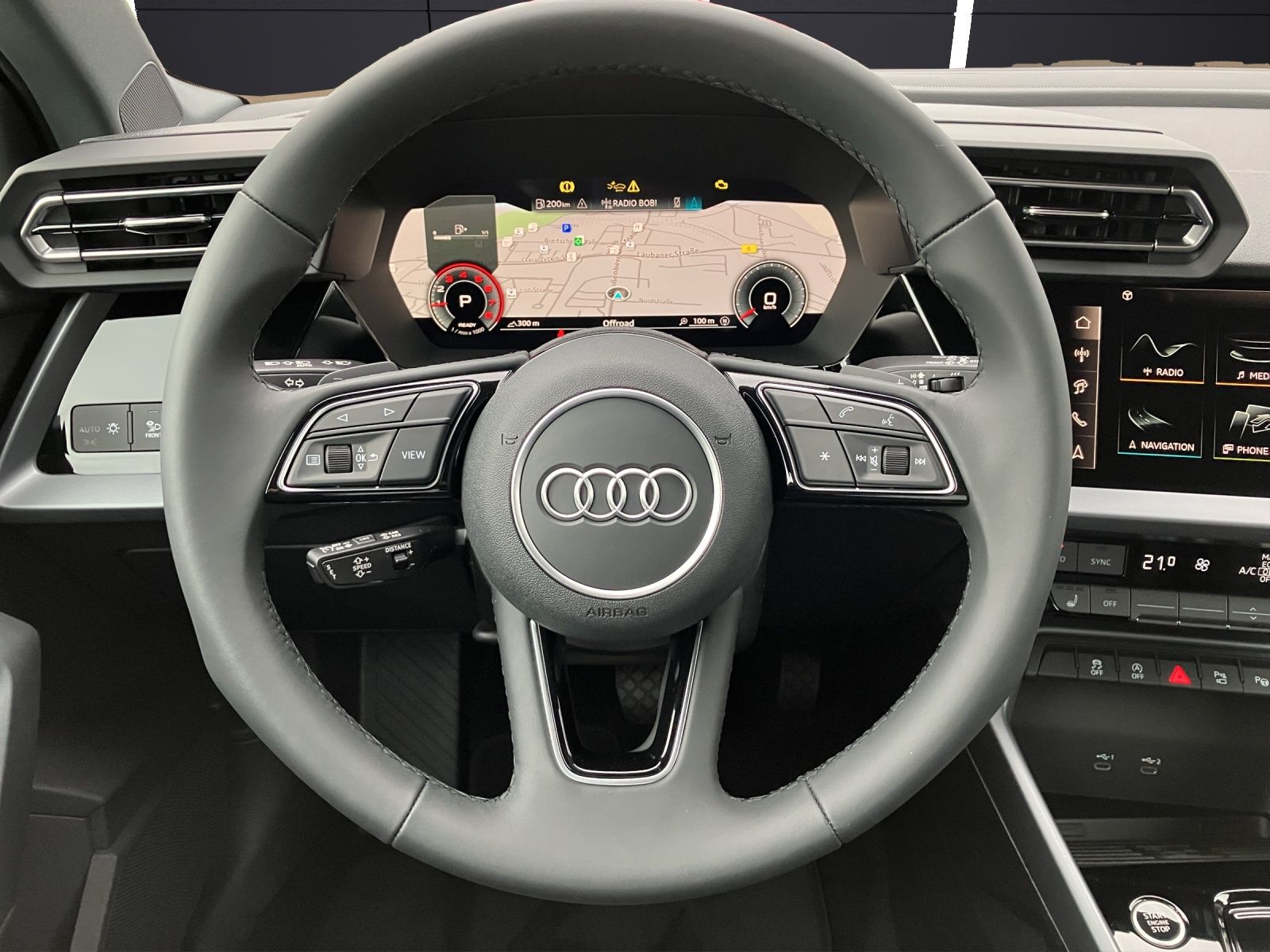 Fahrzeugabbildung Audi A3 Sportback TFSI advanced LED ACC NAVI RFK