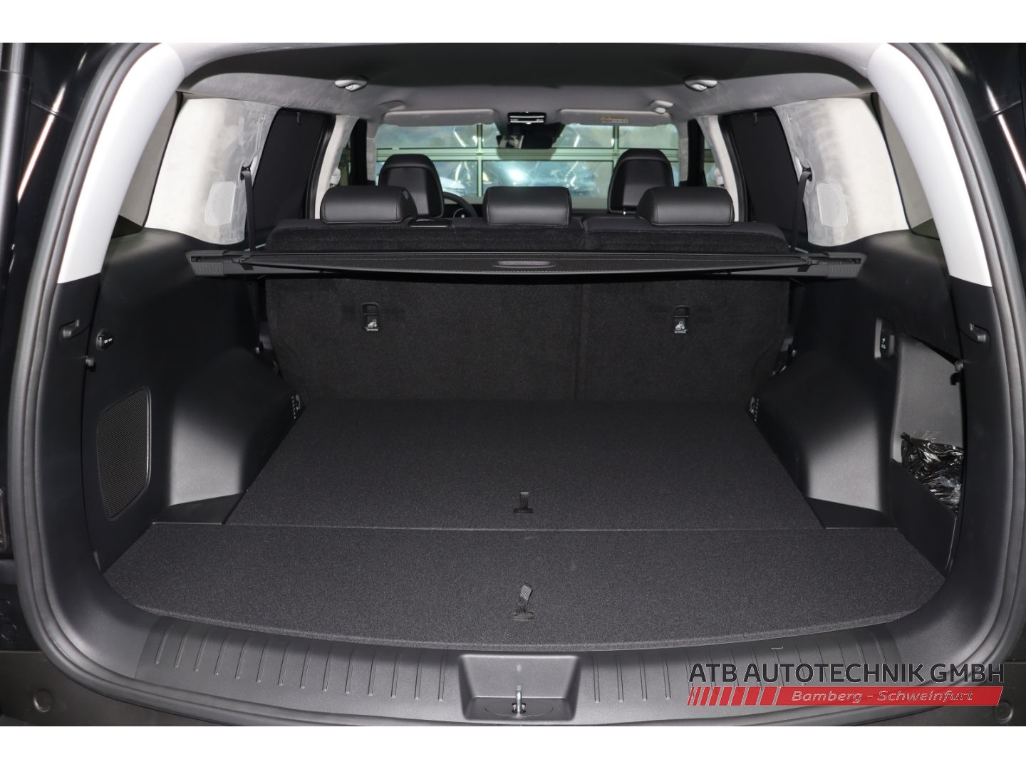 Fahrzeugabbildung Hyundai SANTA FE Hybrid MY26 1.6 T-GDi 6-AT 2WD Signatur