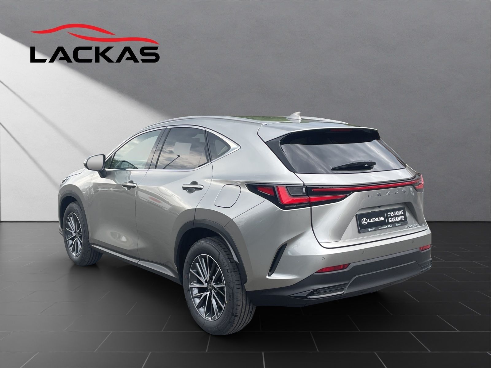 Lexus NX 450h + Business 4x4+SITZBELÜF.+SHZ hinten+360 imagem 3