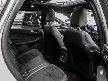 Ford Kuga 2.5 Plug-In Hybrid ST-Line X Stauassistent