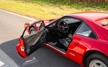 1982 Ferrari 308 — миниатюра 14