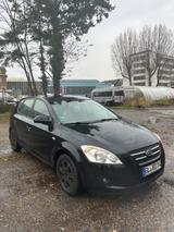 Kia cee'd / Ceed 1.4 CVVT EX EX - Kia aus 2007: Cee D