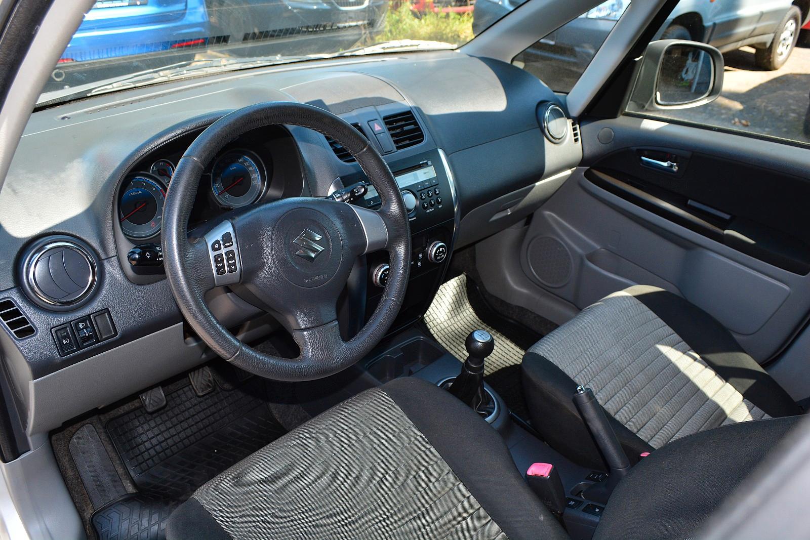 Suzuki (SX4) S-Cross