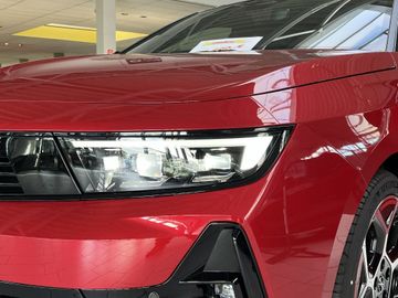 Fotografie des Opel Astra Sports Tourer 1.2 Turbo GS Tech-Paket