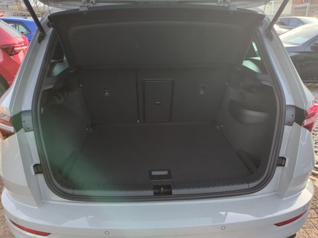 Fahrzeugabbildung SKODA Karoq 1.5 TSI Sportline AHK NAVI KAMERA