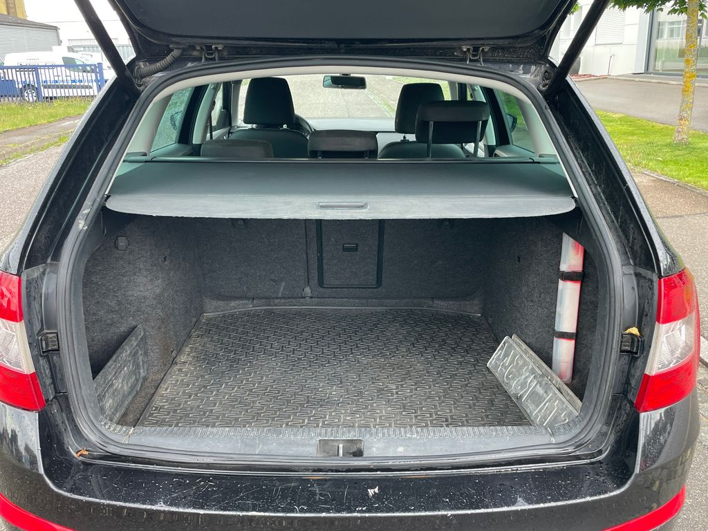 SKODA Octavia 6