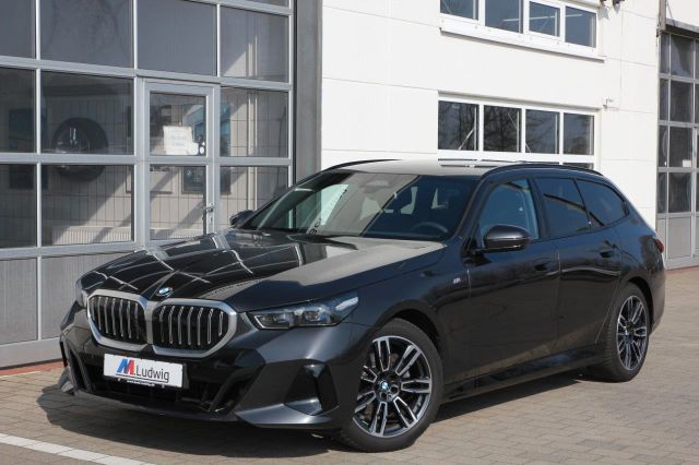 BMW 520d xDrive Touring M SPORT AHK STANDHZG. DR-ASS